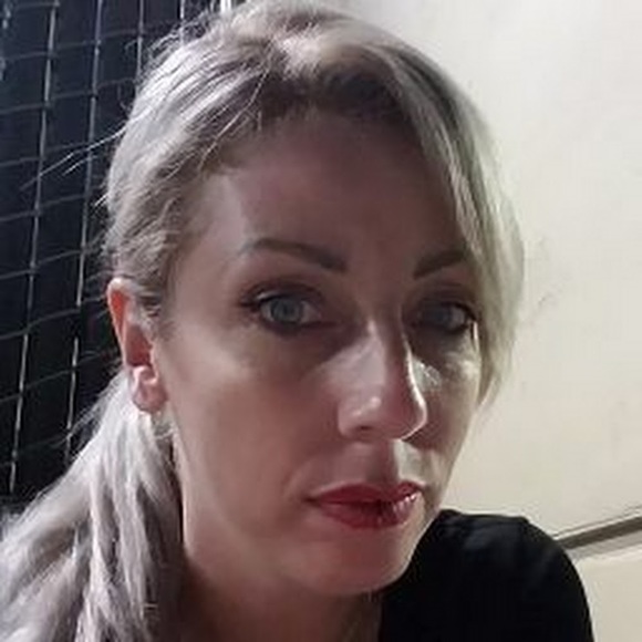 Meet your Posher, Suzanna - Picture 1 of 1